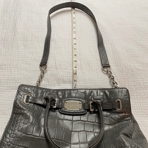 Michael Kors East West Hamilton Crocodile Leather Tote with strap - Picture 11 of 11